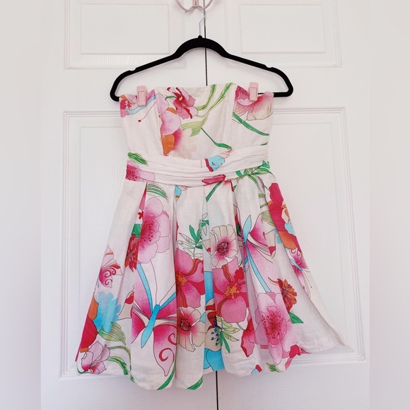 BEBE | Y2K Floral Print Strapple Dress. - Picture 1 of 2